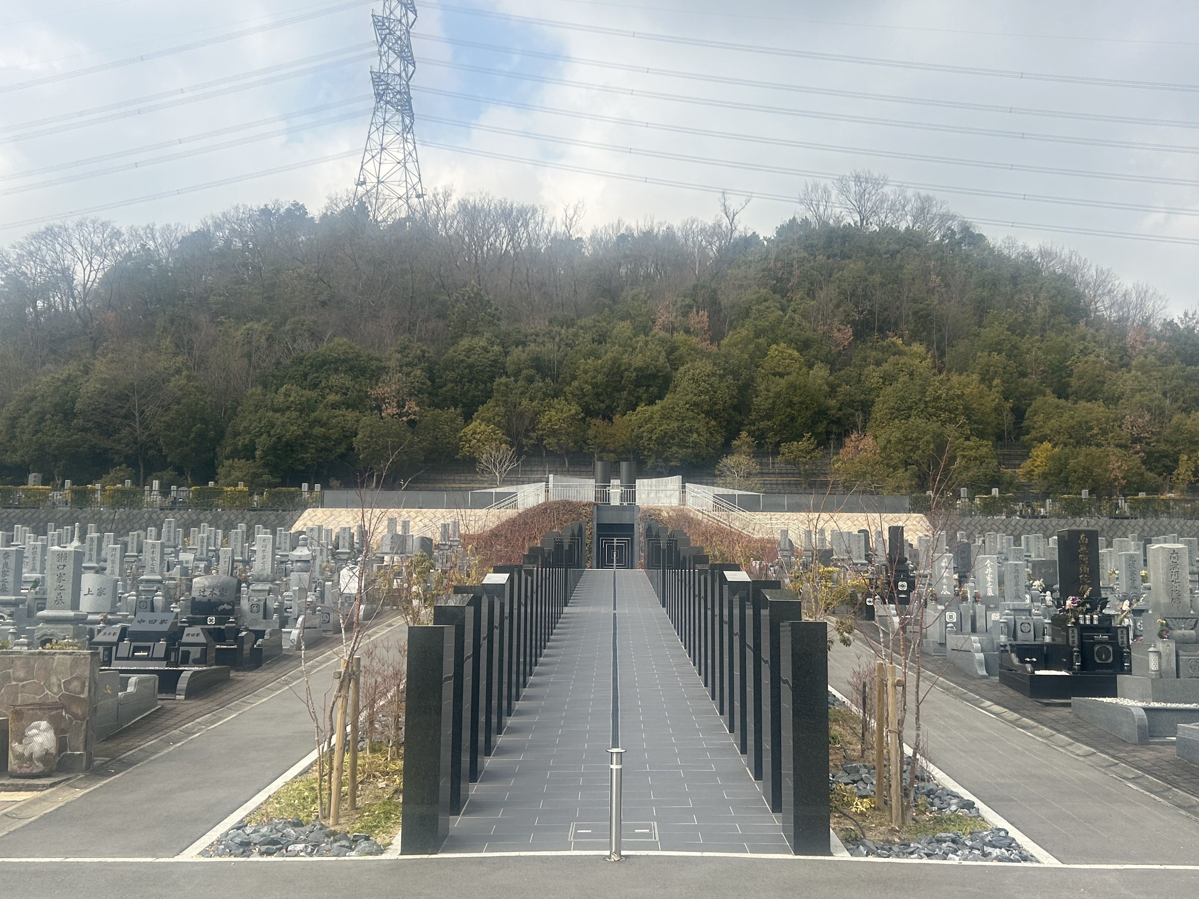 四条畷市飯盛霊園とは？